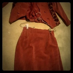 Vintage 2 piece burgundy or wine color